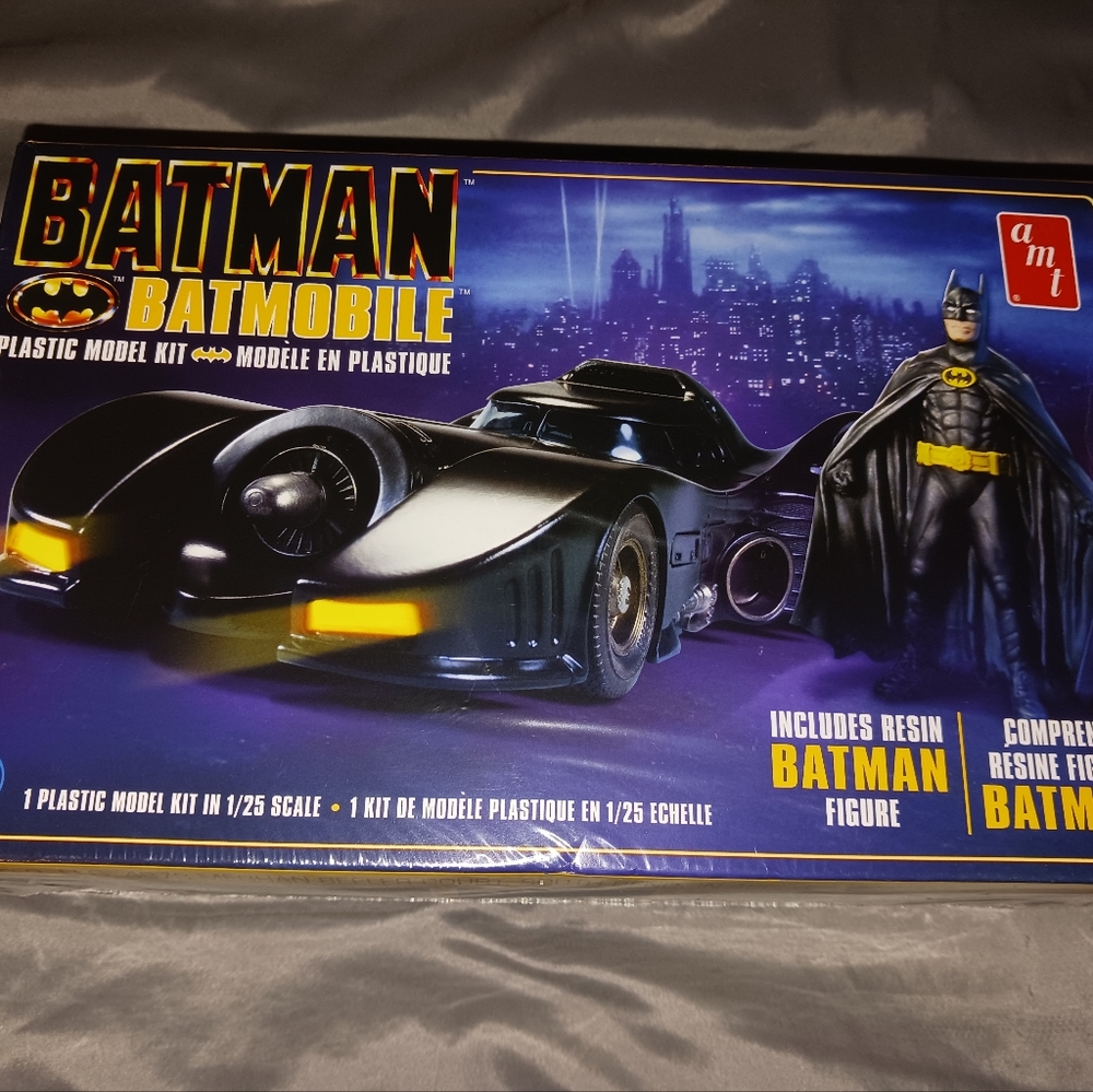 NEW! Bat Mobile Car Model